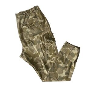 Airwalk Camouflage Cargo Gusset Pants